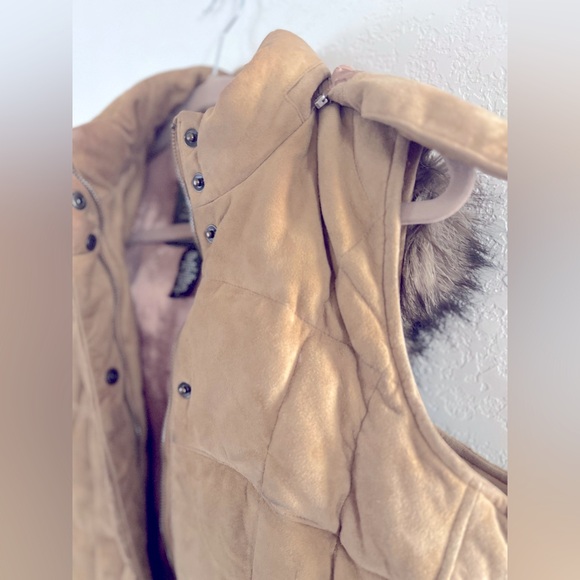 Eddie Bauer Jackets & Blazers - Eddie Bauer down vest